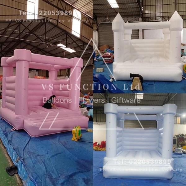 bouncy castle White for hire