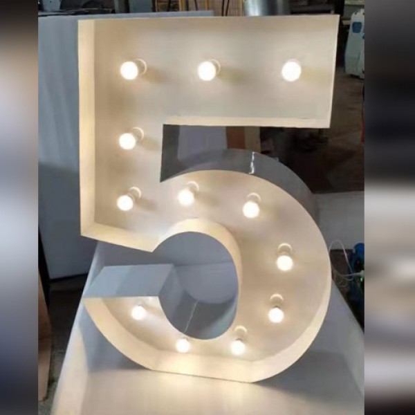 Giant Light Up 120cm Number 5